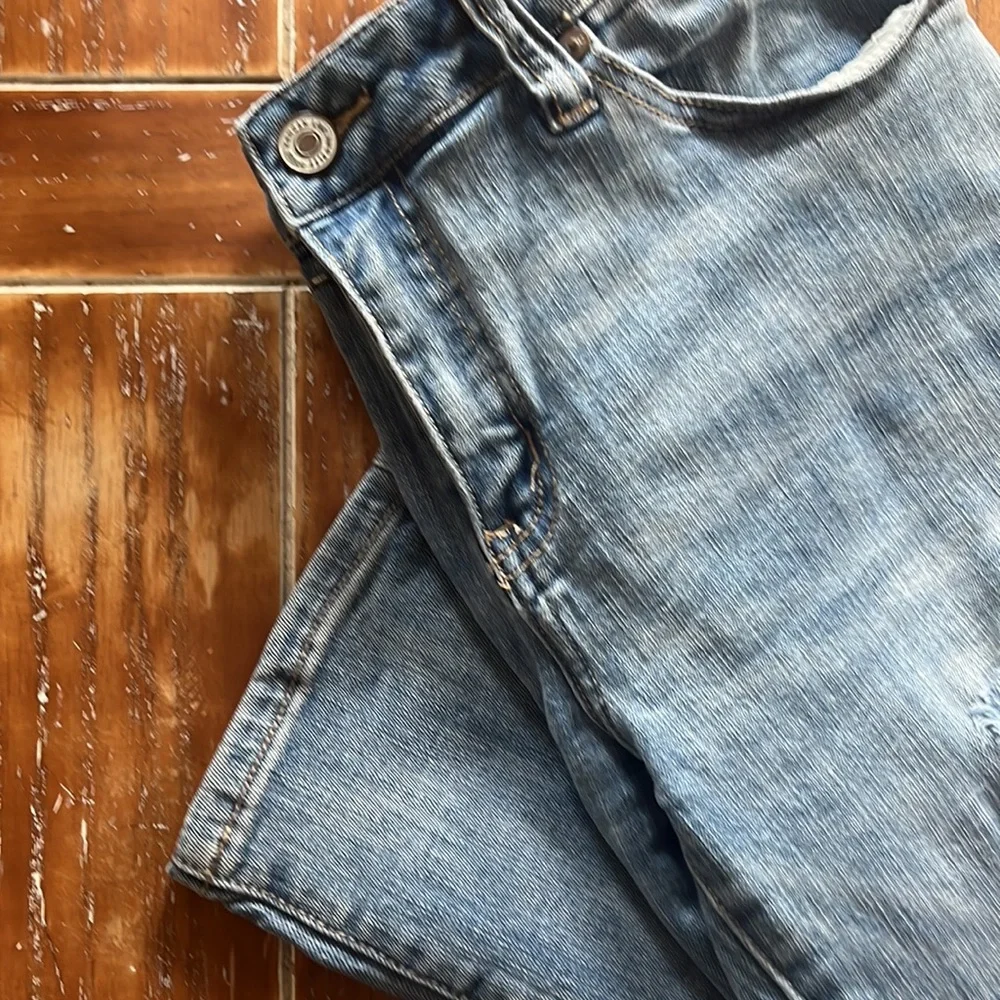 Stretchy Women’s Jeans - Picture 4 of 6